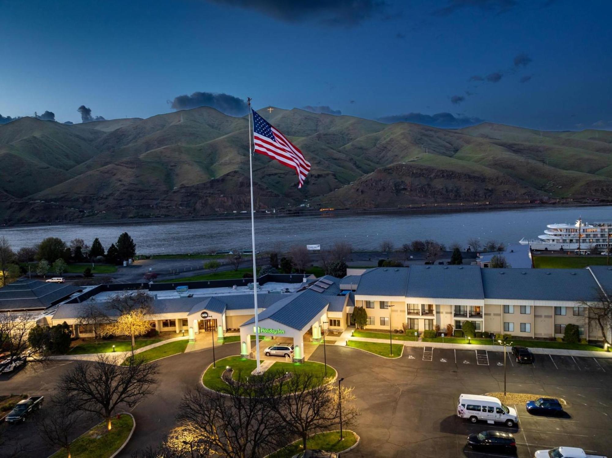 Holiday Inn Clarkston - Lewiston By Ihg Exterior foto